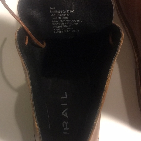 The RAIL TEMPE CHUKKA BOOT - Picture 4 of 5